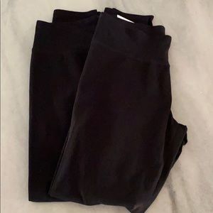 Bundle of 2 ‘Chill Play Move’ - aerie leggings